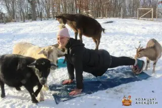 Зарядка на снігу